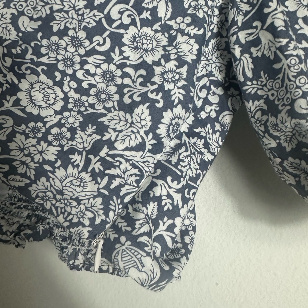 Anthropologie Opt Blue/white Floral Cropped Puff Sleeve Blouse Size M - Picture 4 of 6